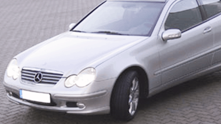 Mercedes Benz Coupe Car-HiFi Einbaubeispiel von Finsterwalder Elektronik